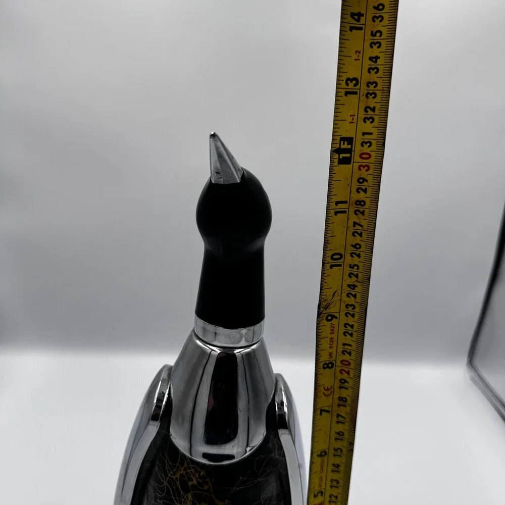 PENGUIN BOTTLE DECANTER MUSIC BOX PLAYS 